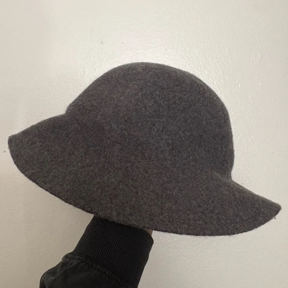 Zara Charcoal Gray Wool  Cloche Hat